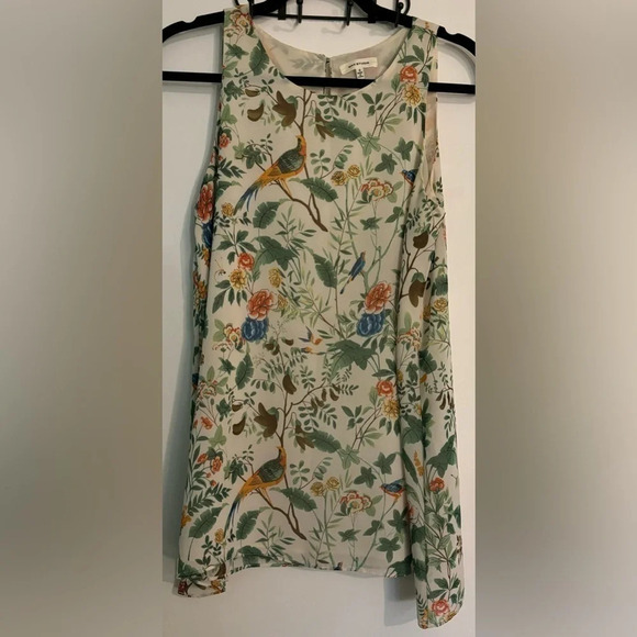 Max Studio Womens Sleeveless Top Birds Butterfly Floral Keyhole neck size small - Picture 1 of 10